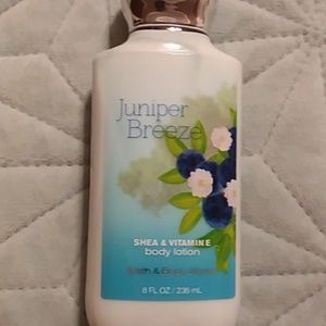 Juniper breeze shes and vitamin E body lotion